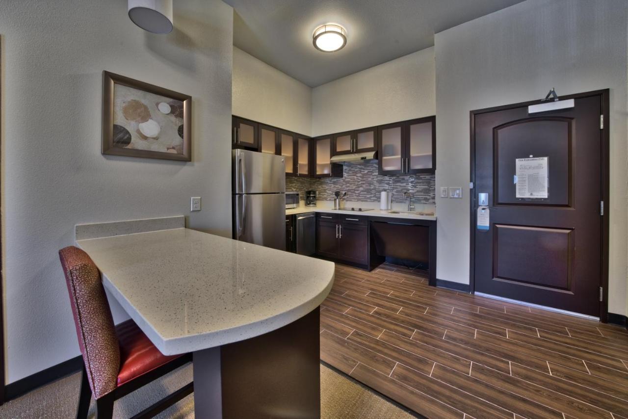 Staybridge Suites Lubbock South By Ihg מראה חיצוני תמונה